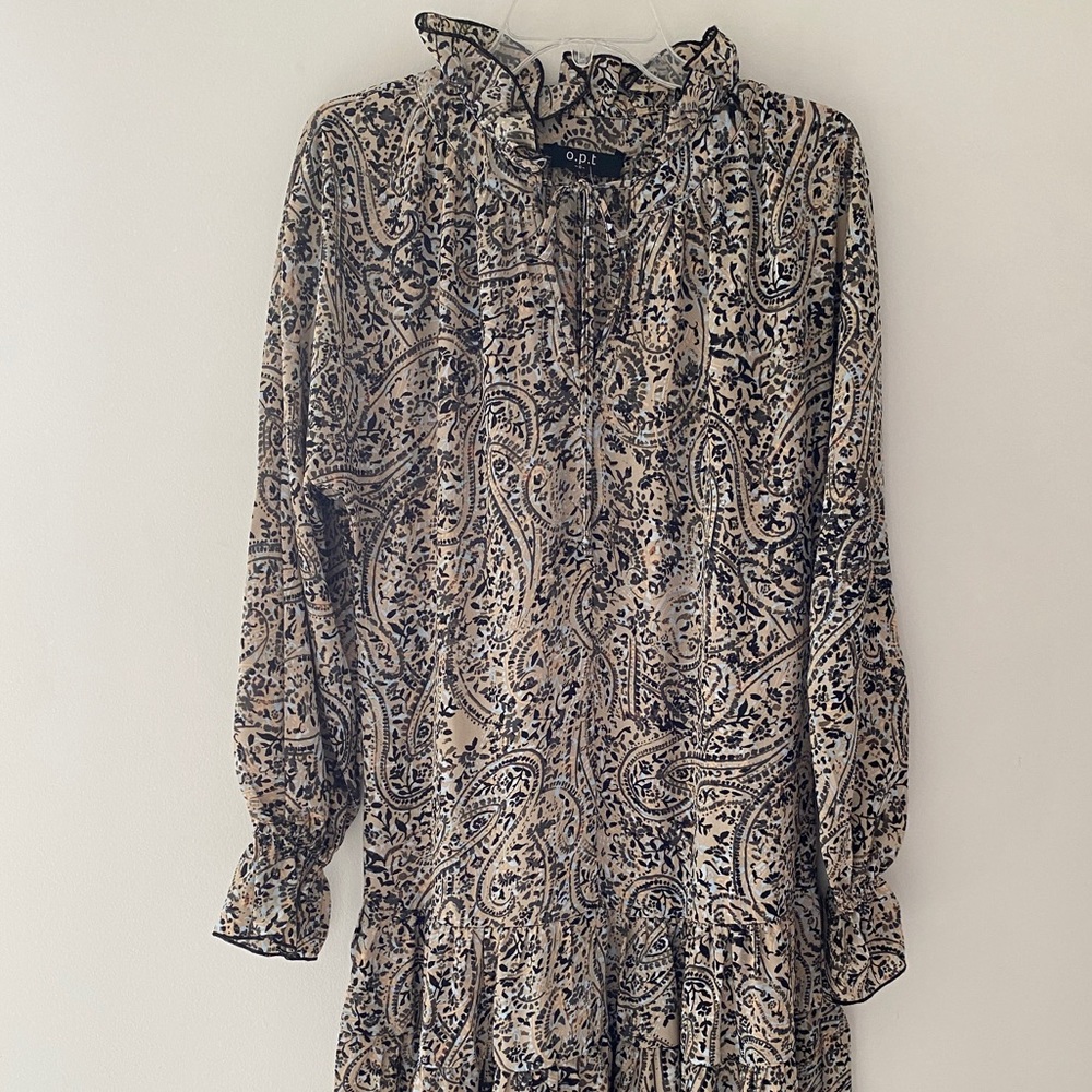 O.P.T. Womens Long Sleeve Tiered Dress Small Tan Paisley Print Midi Maxi NWOT